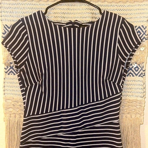 Banana Republic  Short Sleeve Sheath Petite Stripe Dress - Picture 4 of 10